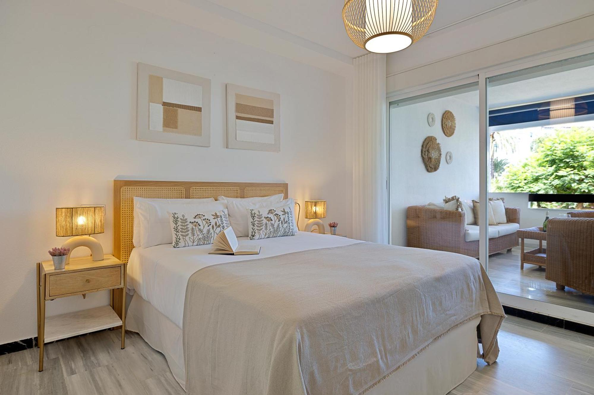 2 Bedroom Apartment In Medina Garden - Puerto Banus Marbella Exterior photo